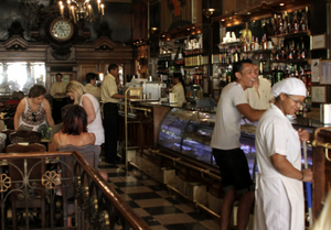 lusaphone restaurants